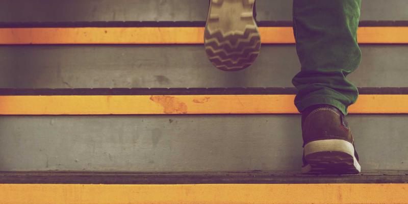 体育用品选购全攻略：篮球、运动服饰与健身器材的智慧之选