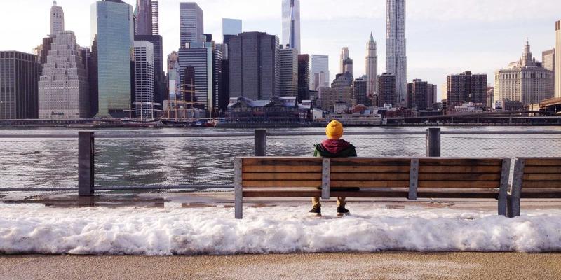 游泳划水掌训练效果全解析：如何根据泳姿与技术短板选择尺寸与形状